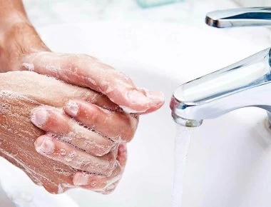 Δες αν είσαι: Οι 5 κινήσεις που μόνο οι ψυχαναγκαστικοί κάνουν πριν φύγουν από το σπίτι (φωτό)